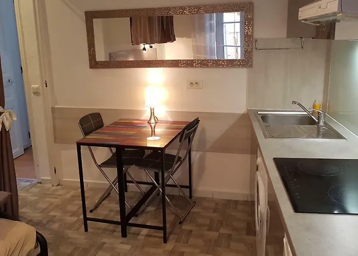 Forville Apartment *
